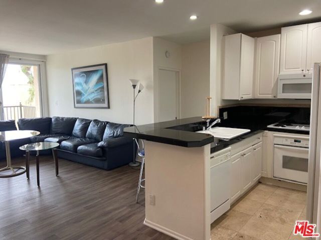 23901 Civic Center Way D135, Malibu, CA 90265
