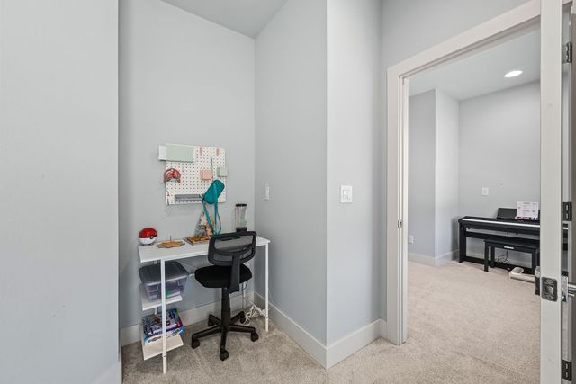 505 SW Autumn Hills Road, Bentonville, AR 72712