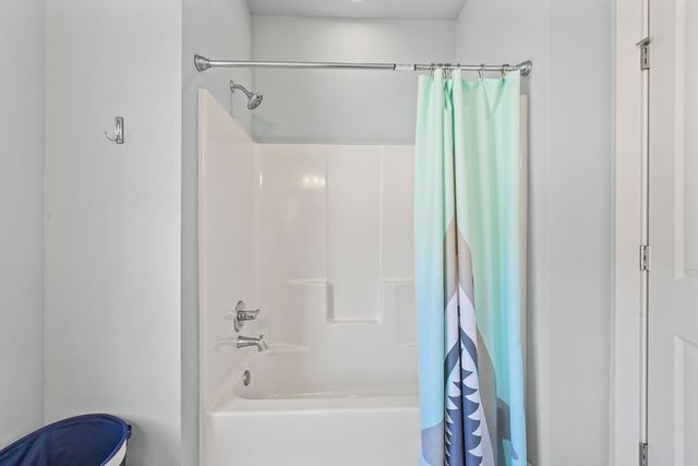 505 SW Autumn Hills Road, Bentonville, AR 72712