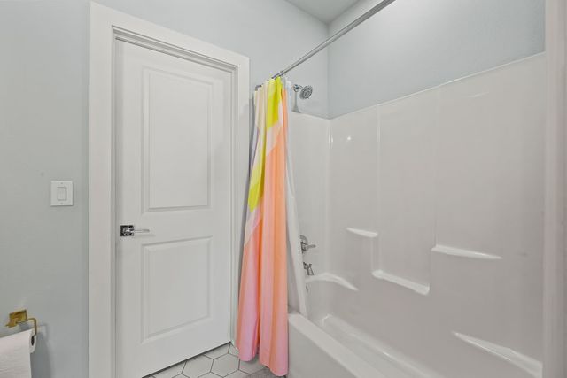 505 SW Autumn Hills Road, Bentonville, AR 72712