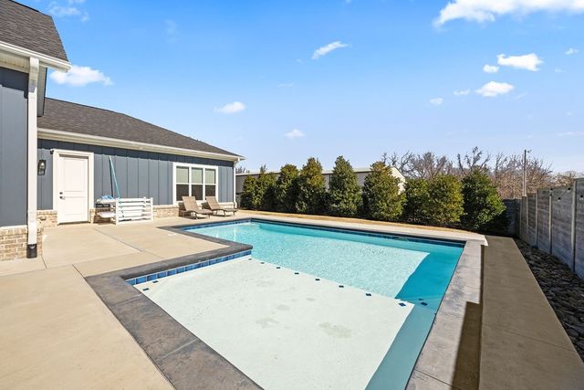 505 SW Autumn Hills Road, Bentonville, AR 72712