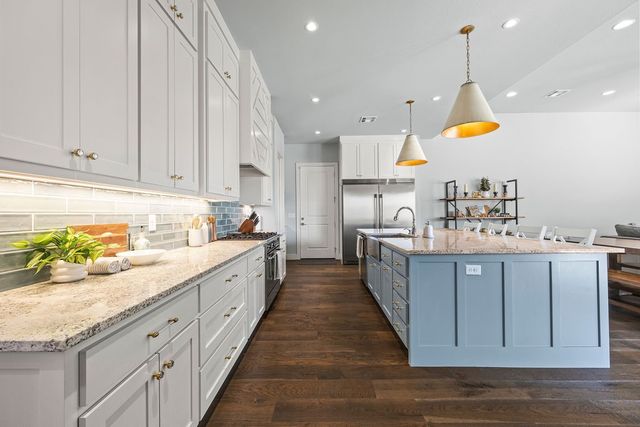 505 SW Autumn Hills Road, Bentonville, AR 72712