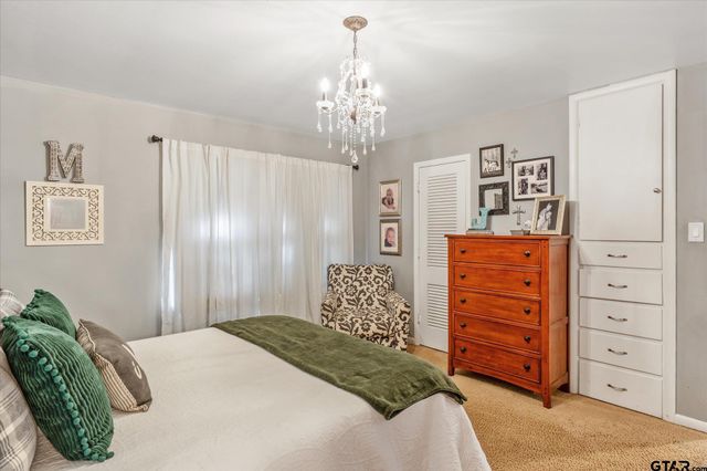 1006 Forest Trail, Jacksonville, TX 75766