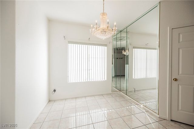 6480 Annie Oakley Drive 211, Las Vegas, NV 89120