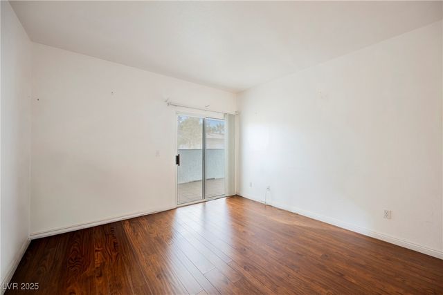 6480 Annie Oakley Drive 211, Las Vegas, NV 89120