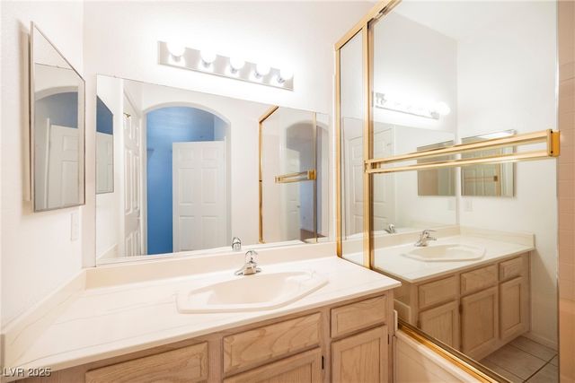 6480 Annie Oakley Drive 211, Las Vegas, NV 89120