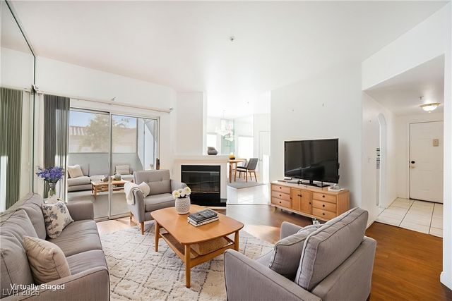 6480 Annie Oakley Drive 211, Las Vegas, NV 89120