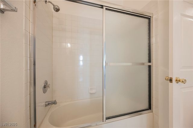 6480 Annie Oakley Drive 211, Las Vegas, NV 89120