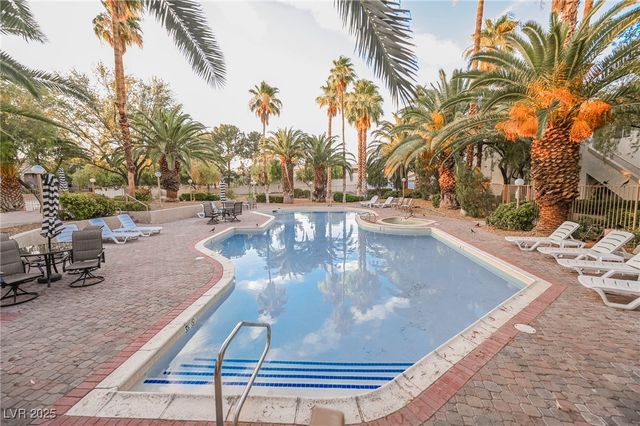 6480 Annie Oakley Drive 211, Las Vegas, NV 89120