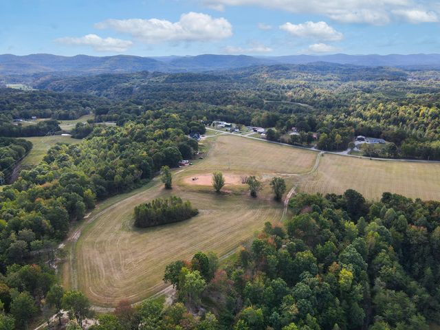 495 Kentucky 1470, Strunk, KY 42649