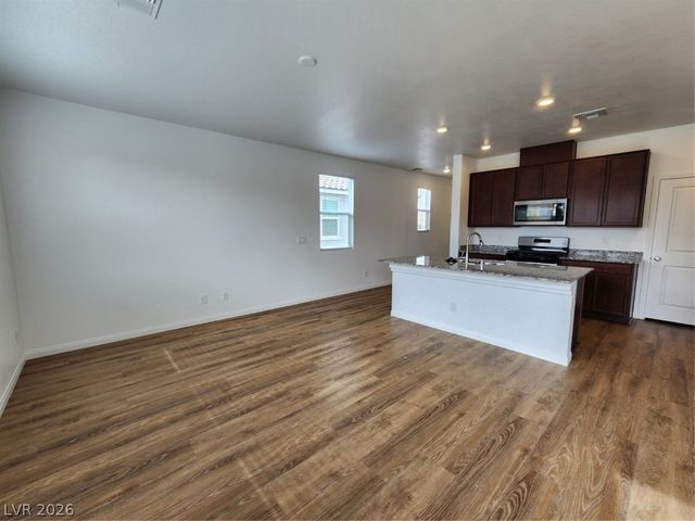 4481 Hidden Stone Avenue, Las Vegas, NV 89141