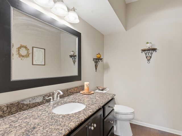 2247 Patrick LANE, Waukesha, WI 53188
