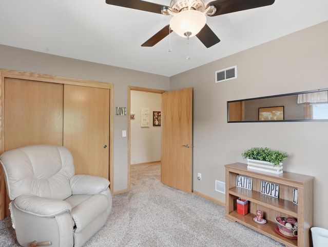 2247 Patrick LANE, Waukesha, WI 53188