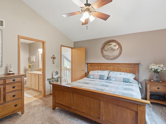 2247 Patrick LANE, Waukesha, WI 53188
