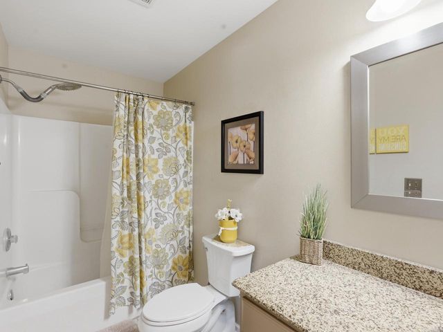 2247 Patrick LANE, Waukesha, WI 53188