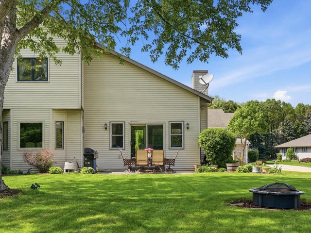 2247 Patrick LANE, Waukesha, WI 53188