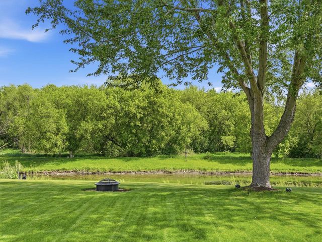 2247 Patrick LANE, Waukesha, WI 53188