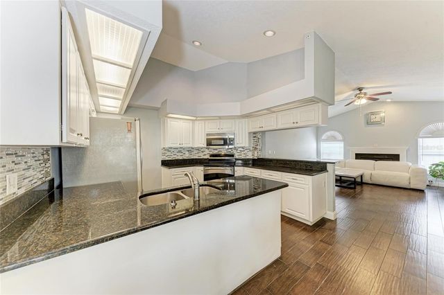 908 WICKETRUN DRIVE, Brandon, FL 33510