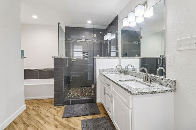 1003 Meridith Drive, Terrell, TX 75160