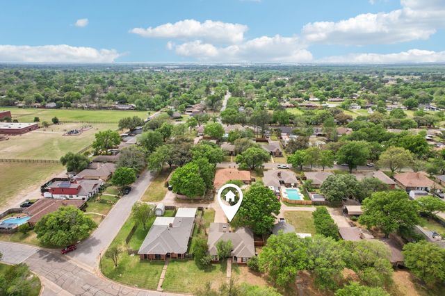 1003 Meridith Drive, Terrell, TX 75160