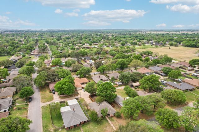 1003 Meridith Drive, Terrell, TX 75160