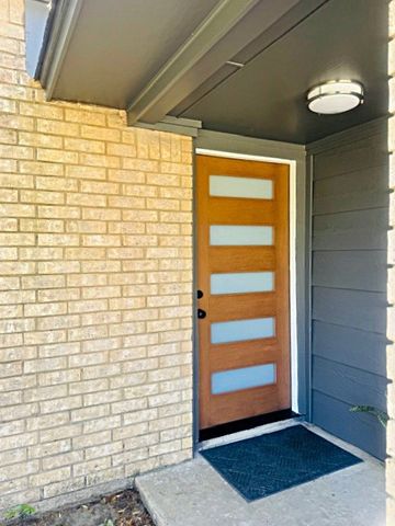 1003 Meridith Drive, Terrell, TX 75160