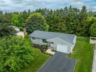 70 Beacon Hills Drive North, Penfield, NY 14526