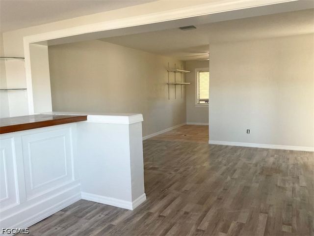 334 Palmetto DR 2, Cape Coral, FL 33904