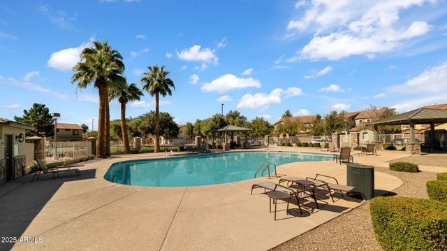 1835 S SWAN Drive, Gilbert, AZ 85295