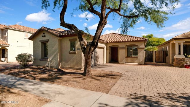 1835 S SWAN Drive, Gilbert, AZ 85295