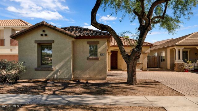 1835 S SWAN Drive, Gilbert, AZ 85295