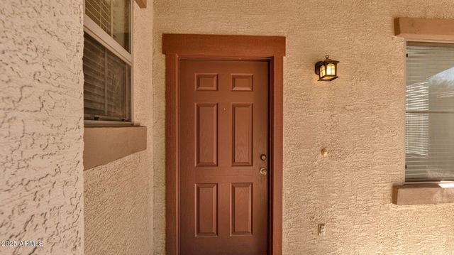 1835 S SWAN Drive, Gilbert, AZ 85295