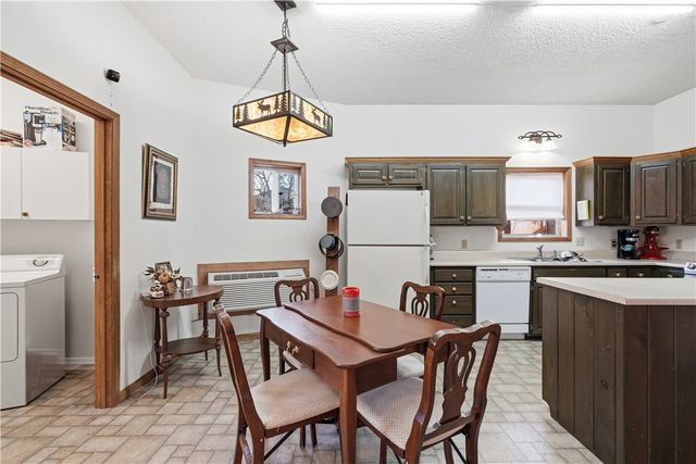 2080 E Van Buren, Eureka Springs, AR 72632