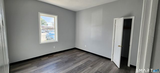 24 Meadow Street 1st Fl. South, Wallingford, CT 06492