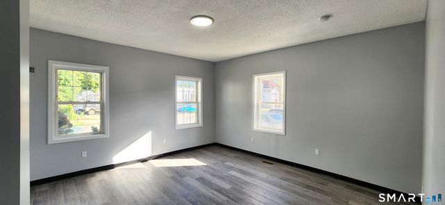 24 Meadow Street 1st Fl. South, Wallingford, CT 06492