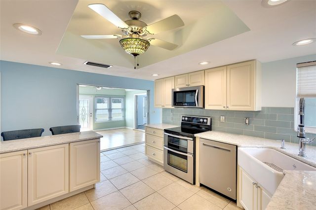 7207 11TH AVENUE W, Bradenton, FL 34209