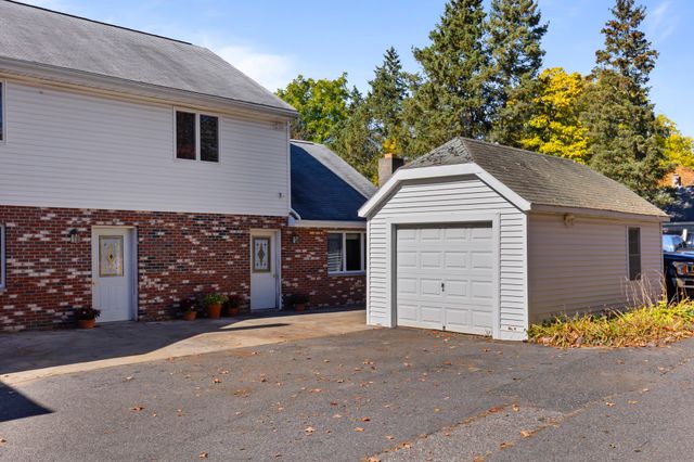 12 Wood Street, Hopkinton, MA 01748