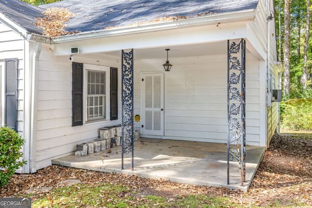 395 E Louise Street, Clarkesville, GA 30523