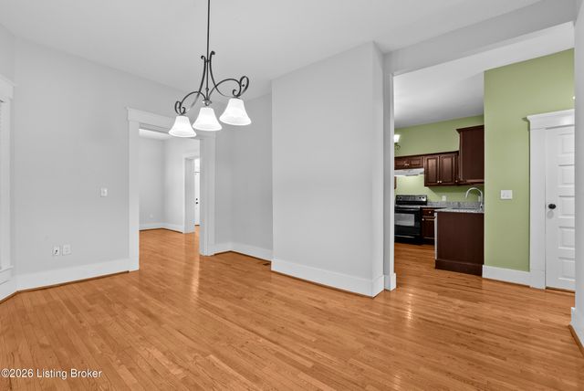434 E Oak St, Louisville, KY 40203