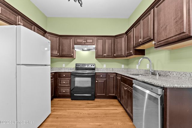 434 E Oak St, Louisville, KY 40203
