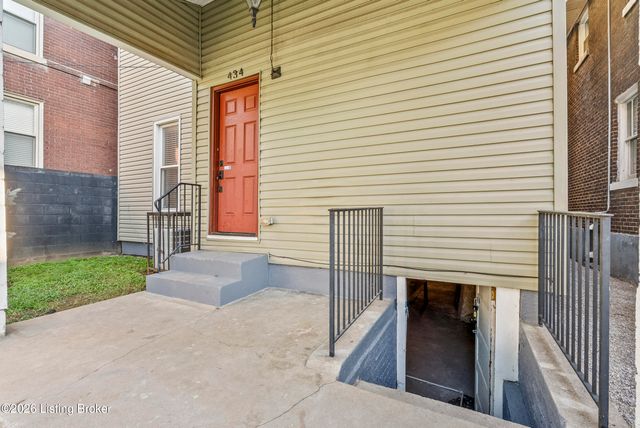 434 E Oak St, Louisville, KY 40203