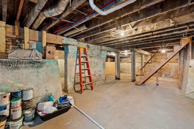 434 E Oak St, Louisville, KY 40203