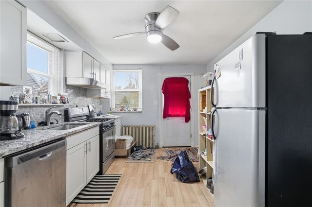 7105 Reynolds St, Point Breeze, PA 15208