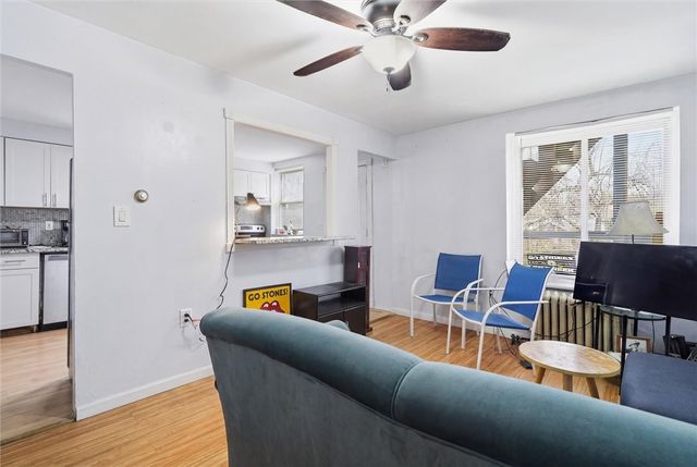 7105 Reynolds St, Point Breeze, PA 15208