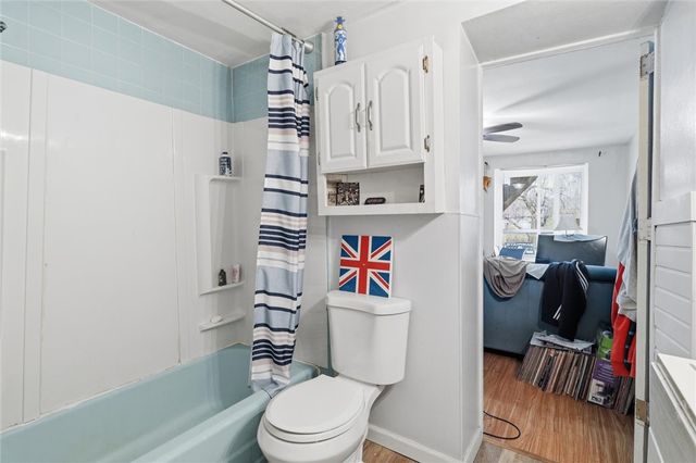 7105 Reynolds St, Point Breeze, PA 15208