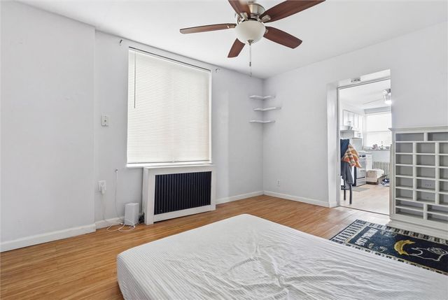 7105 Reynolds St, Point Breeze, PA 15208