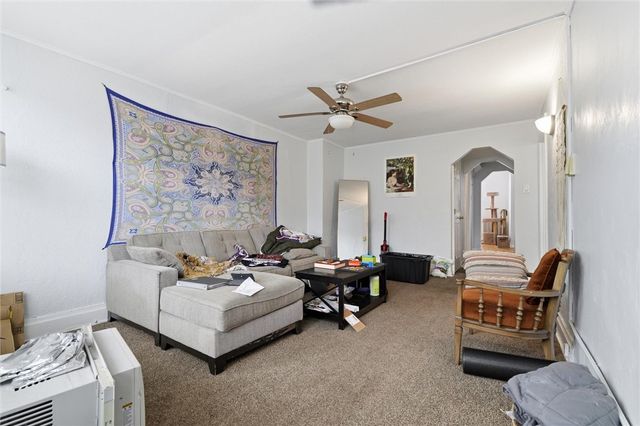 7105 Reynolds St, Point Breeze, PA 15208