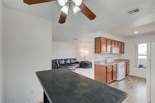 2451 North Rainbow Boulevard 2035, Las Vegas, NV 89108