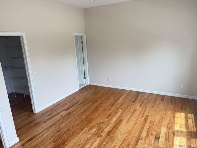 2 Gail Grace Court, Copiague, NY 11726