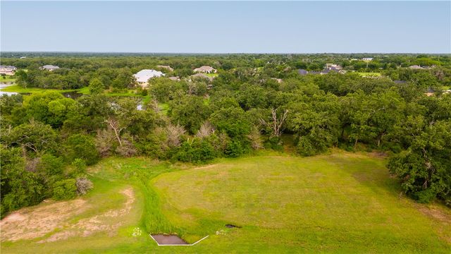 6922 McCrae Lane, Bryan, TX 77808
